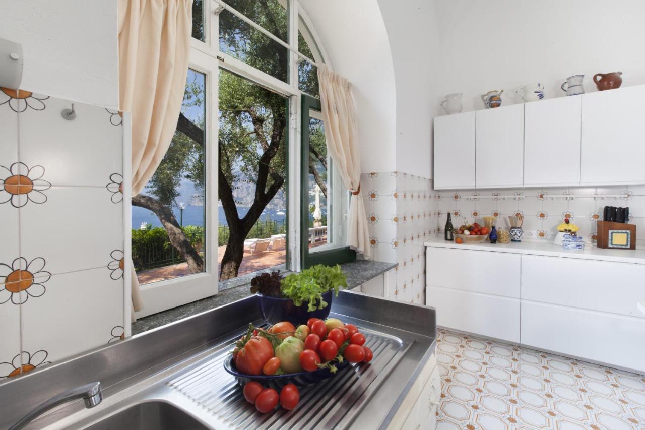 Amore Rentals - Villa Lo Scoglio Positano Exteriör bild