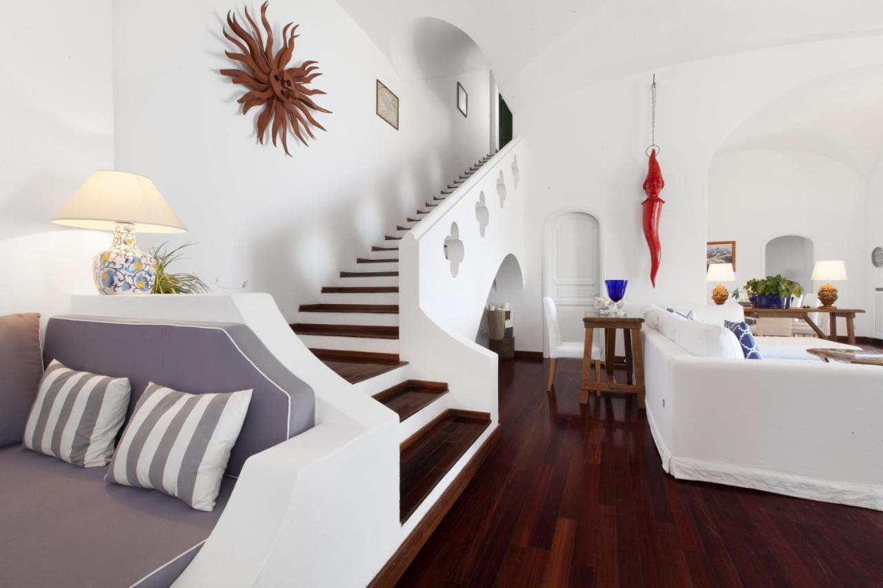 Amore Rentals - Villa Lo Scoglio Positano Exteriör bild