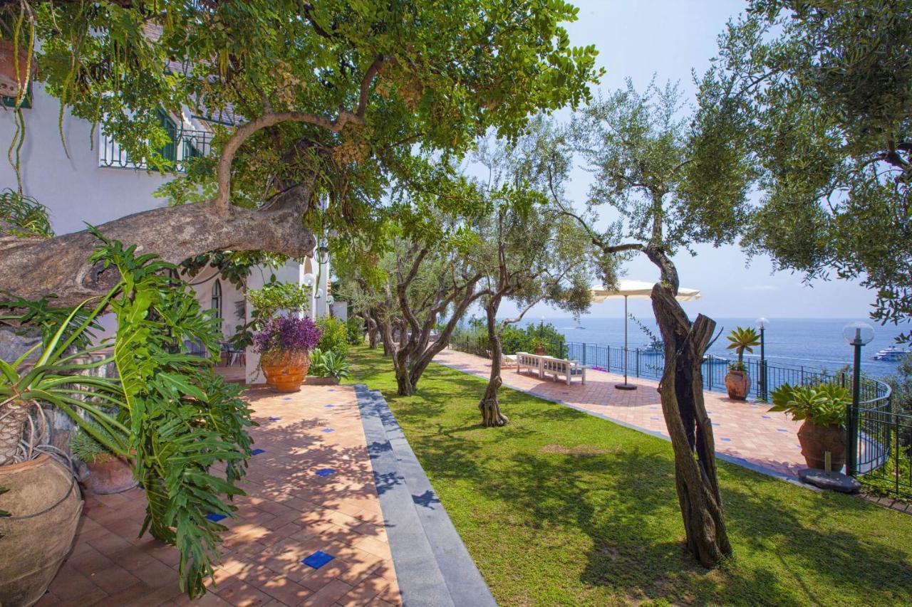 Amore Rentals - Villa Lo Scoglio Positano Exteriör bild