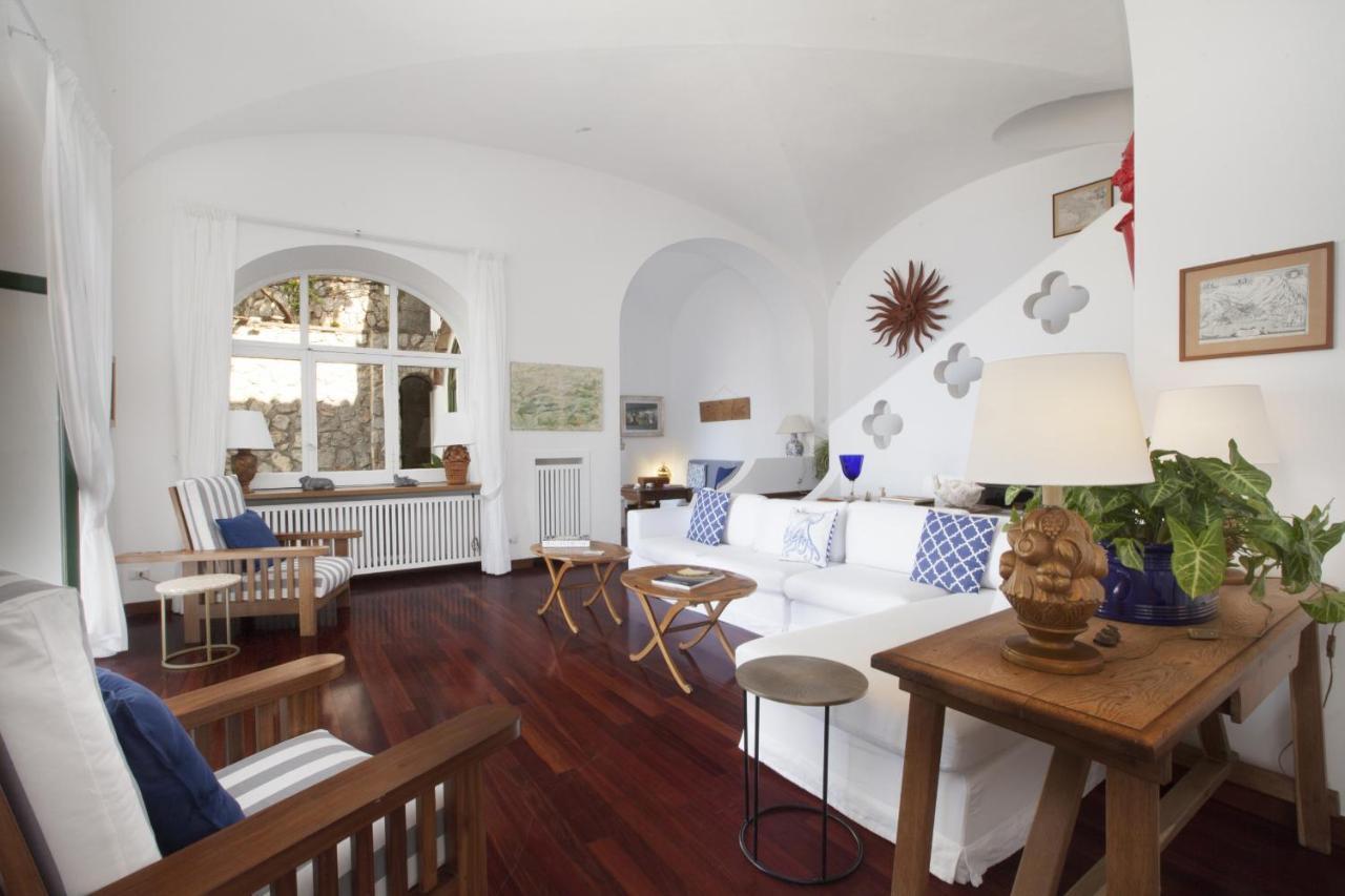 Amore Rentals - Villa Lo Scoglio Positano Exteriör bild