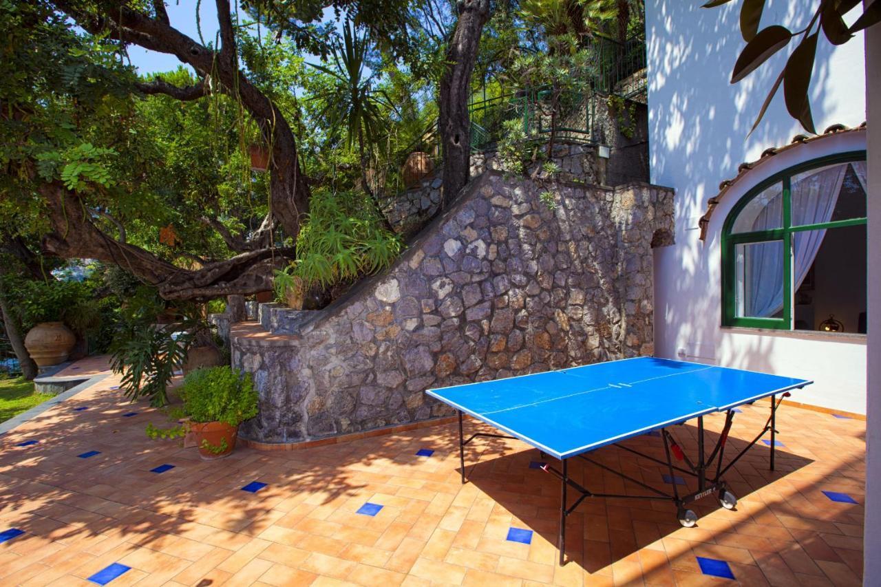 Amore Rentals - Villa Lo Scoglio Positano Exteriör bild
