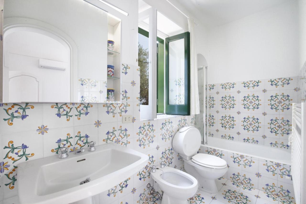 Amore Rentals - Villa Lo Scoglio Positano Exteriör bild